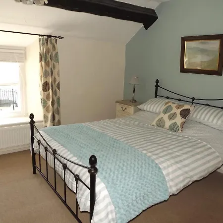 Holiday home 18th Century Character Cottage, Broughton-in-furness *