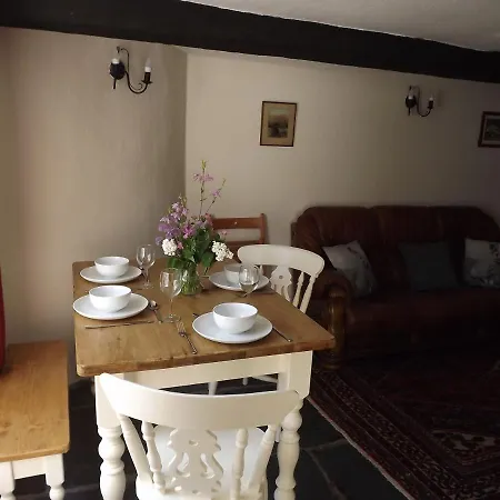 18th Century Character Cottage, Broughton-in-furness Feriehus